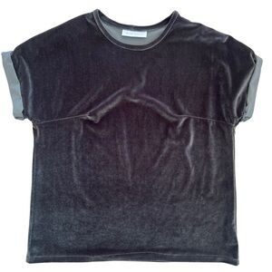 Eve + Enoch Olive Green Velvet Short Sleeve T-Shirt - Size XS